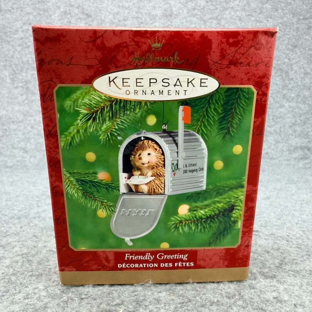 2000 Hallmark Keepsake Friendly Greeting Hedgehog Mailbox Ornament QX8174